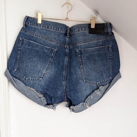 ONE TEASPOON Mid Waist Bandit Slim Fit Twisted Cuff Denim Short NEW Size 29 - Picture 10 of 12
